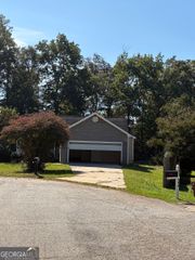 140 Summit Lane, Carnesville, GA 30521