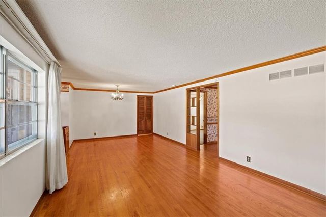 7905 New Jersey Avenue, Kansas City, KS 66112