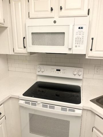 1935 SW Silver Pine Way 117-B2, Palm City, FL 34990