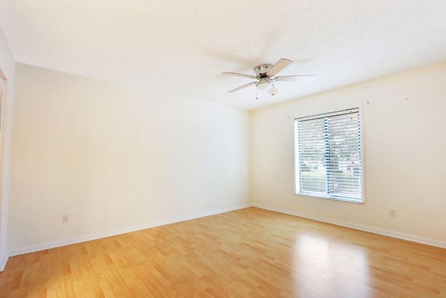 1935 SW Silver Pine Way 117-B2, Palm City, FL 34990