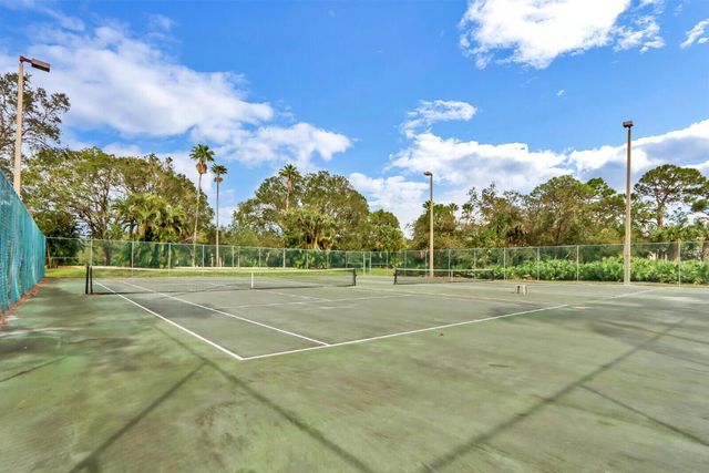 1935 SW Silver Pine Way 117-B2, Palm City, FL 34990