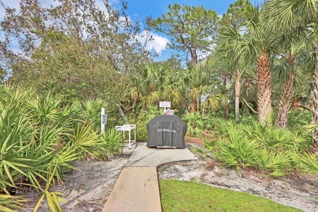 1935 SW Silver Pine Way 117-B2, Palm City, FL 34990