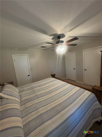 676 County Road 002, Hallettsville, TX 77964