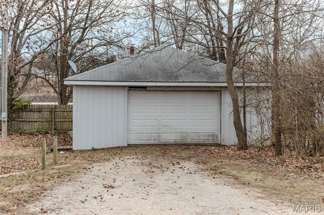 922 Oak Lane Drive, Rolla, MO 65401