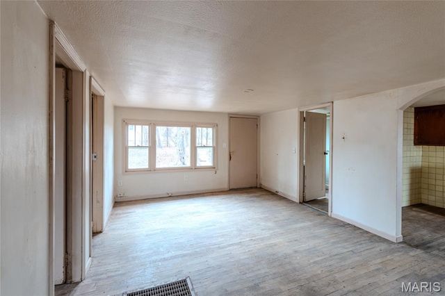 922 Oak Lane Drive, Rolla, MO 65401