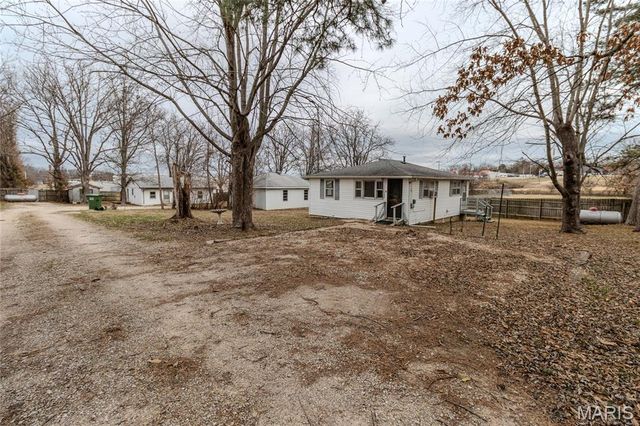 922 Oak Lane Drive, Rolla, MO 65401