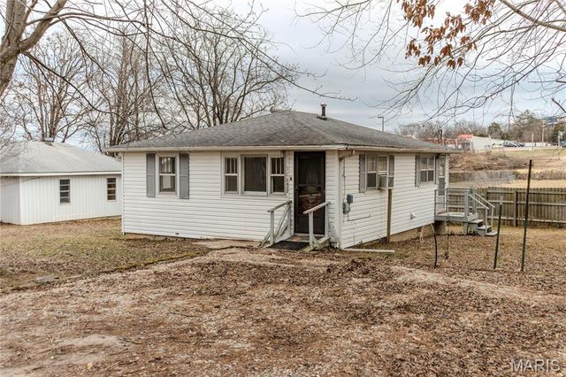 922 Oak Lane Drive, Rolla, MO 65401