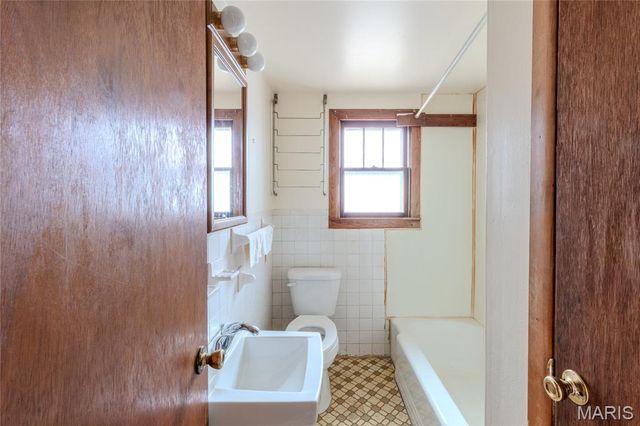 922 Oak Lane Drive, Rolla, MO 65401