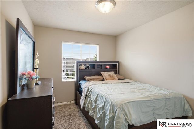 9118 Potter Street, Omaha, NE 68122