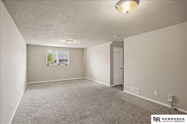 9118 Potter Street, Omaha, NE 68122