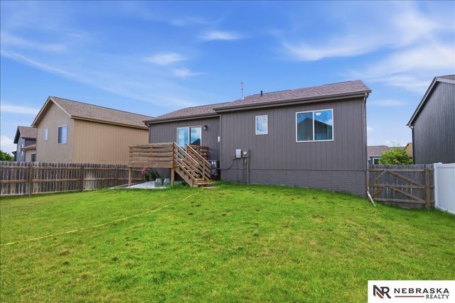 9118 Potter Street, Omaha, NE 68122