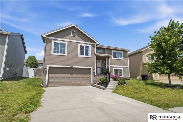 9118 Potter Street, Omaha, NE 68122
