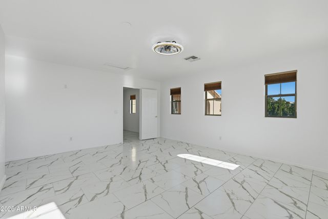 14162 W WOODBRIDGE Avenue, Goodyear, AZ 85395