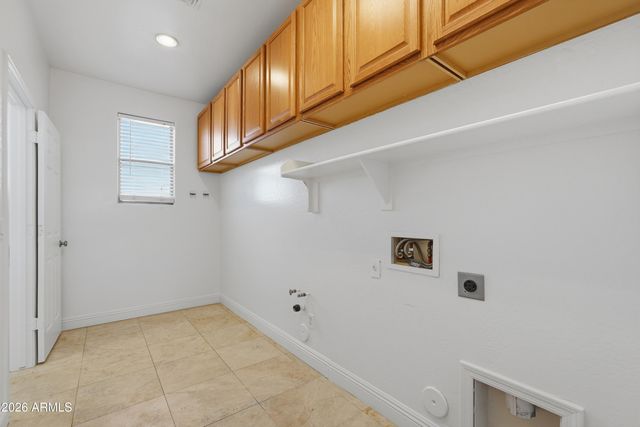 14162 W WOODBRIDGE Avenue, Goodyear, AZ 85395