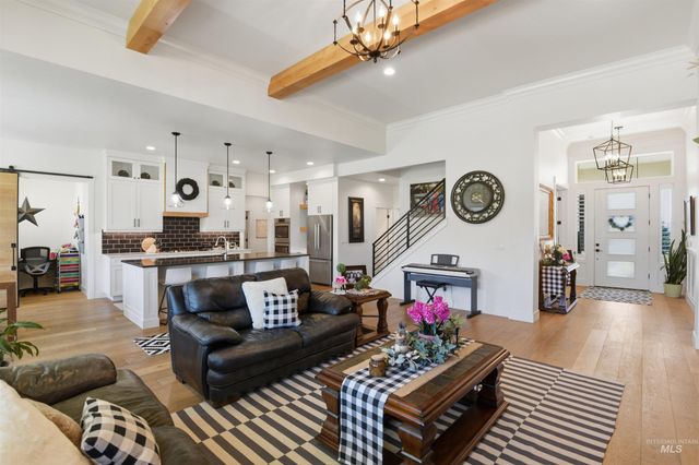 1790 N Black Forest Way, Eagle, ID 83616