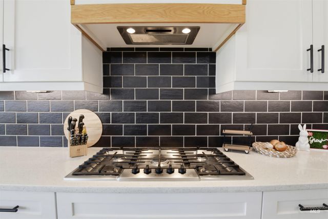 1790 N Black Forest Way, Eagle, ID 83616