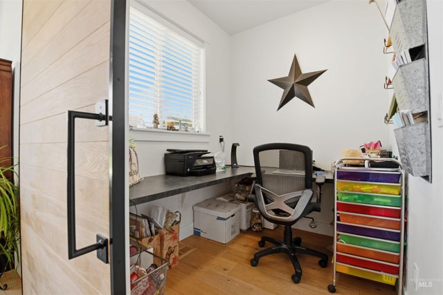 1790 N Black Forest Way, Eagle, ID 83616