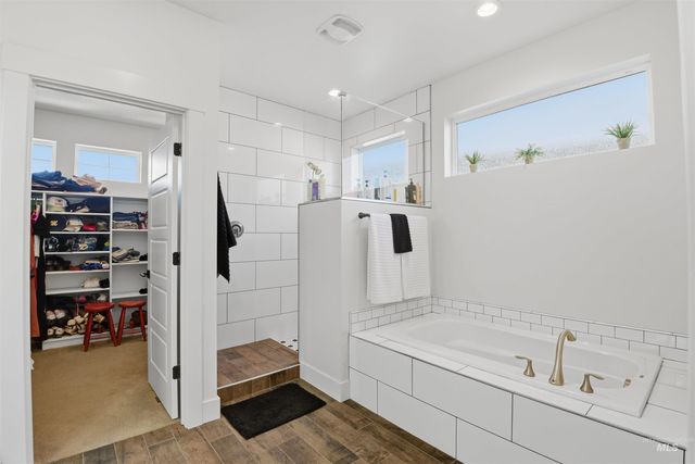 1790 N Black Forest Way, Eagle, ID 83616