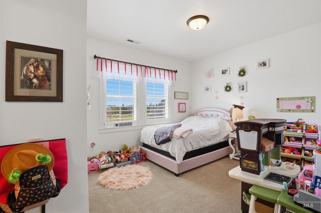 1790 N Black Forest Way, Eagle, ID 83616