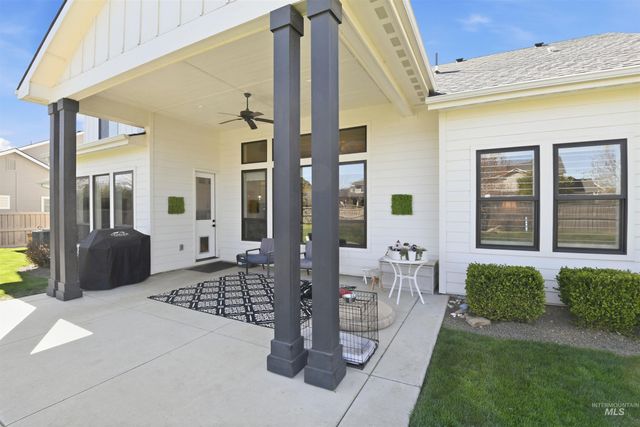 1790 N Black Forest Way, Eagle, ID 83616