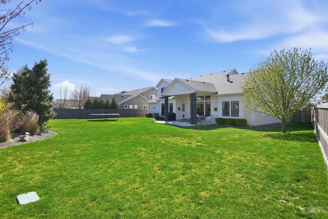 1790 N Black Forest Way, Eagle, ID 83616