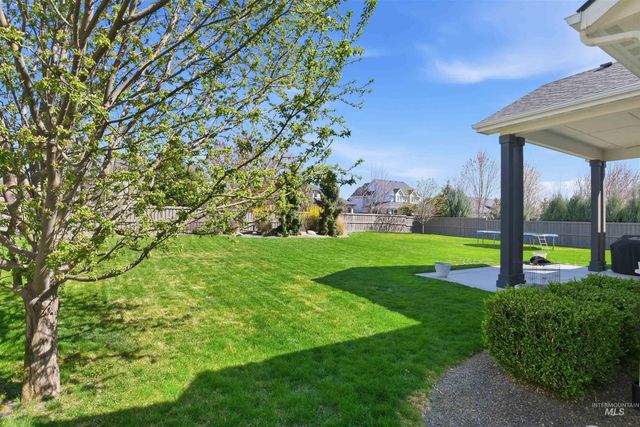 1790 N Black Forest Way, Eagle, ID 83616