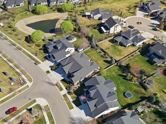 1790 N Black Forest Way, Eagle, ID 83616