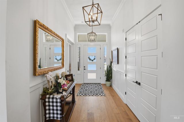 1790 N Black Forest Way, Eagle, ID 83616