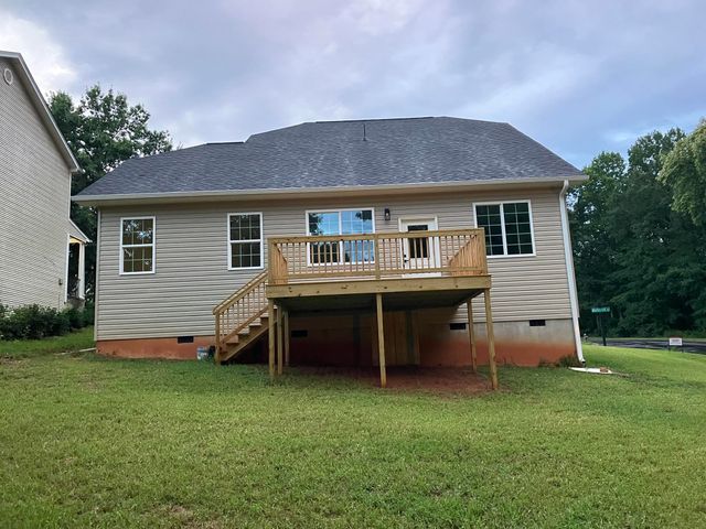 405 Landstone Terrace, Boiling Springs, SC 29316
