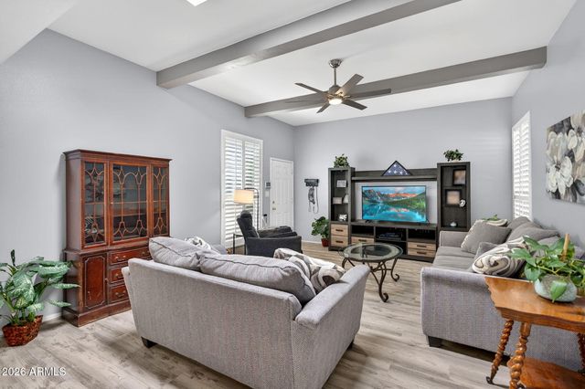 1048 E PUEBLO Road, Phoenix, AZ 85020