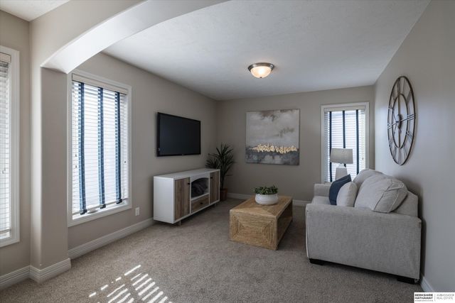 19671 Lamont Street, Omaha, NE 68130