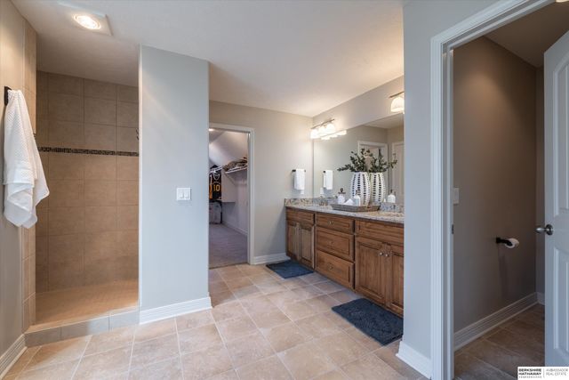 19671 Lamont Street, Omaha, NE 68130