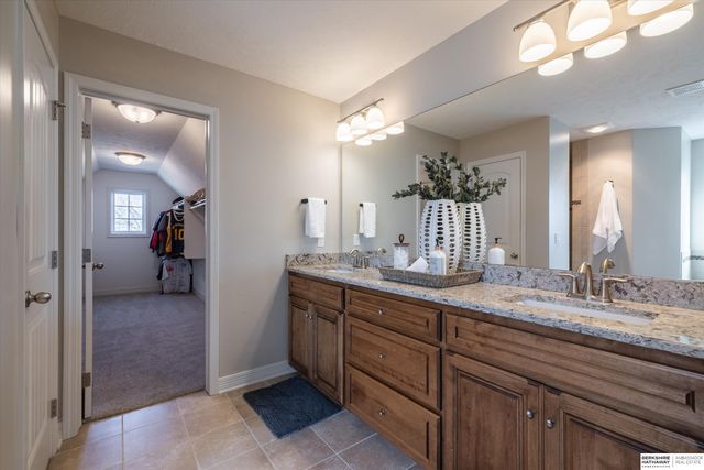 19671 Lamont Street, Omaha, NE 68130