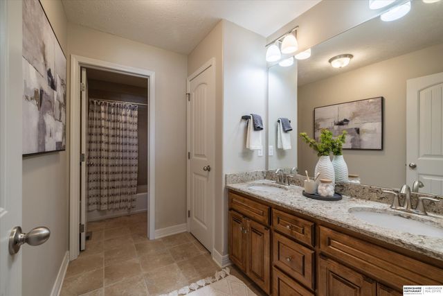 19671 Lamont Street, Omaha, NE 68130