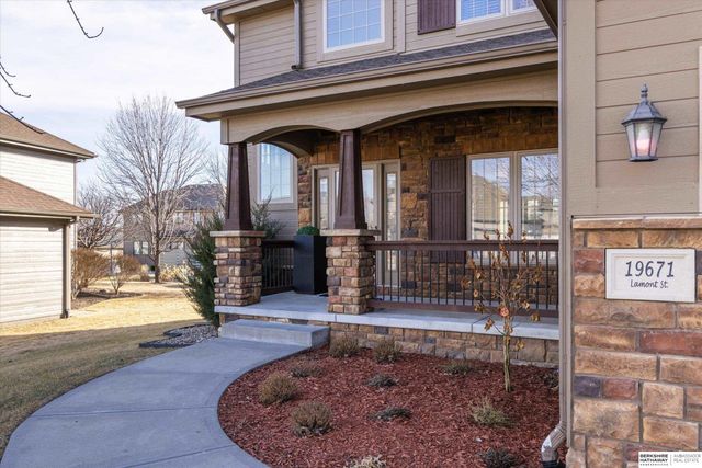 19671 Lamont Street, Omaha, NE 68130