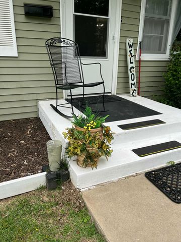 1023 TAYLOR ST, Boonville, MO 65233