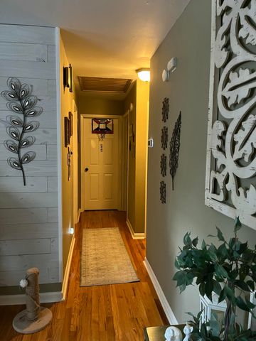 1023 TAYLOR ST, Boonville, MO 65233