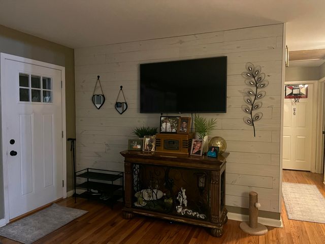 1023 TAYLOR ST, Boonville, MO 65233