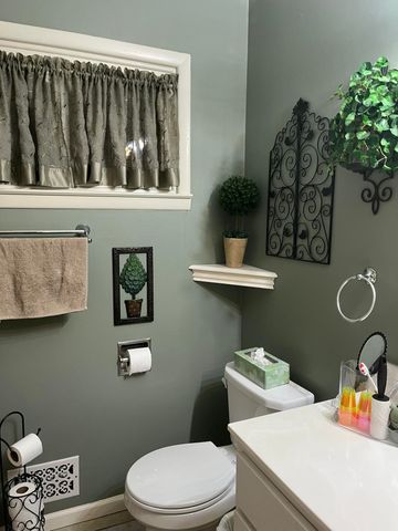 1023 TAYLOR ST, Boonville, MO 65233