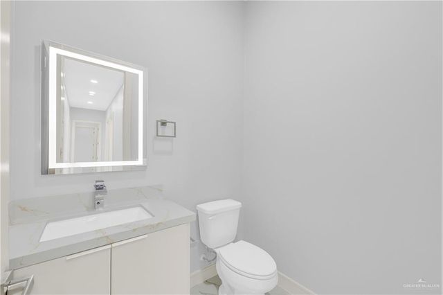 9904 N 24th Street, Mcallen, TX 78504