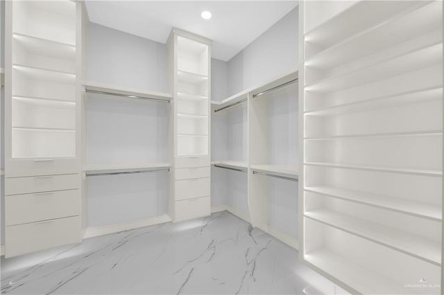 9904 N 24th Street, Mcallen, TX 78504