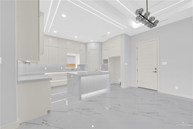 9904 N 24th Street, Mcallen, TX 78504