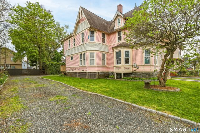 112 Benham Avenue, Bridgeport, CT 06604