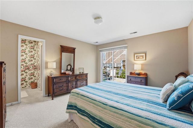 338 Woodlawn Circle, Lawrence, KS 66049