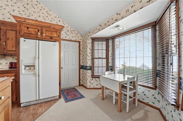 338 Woodlawn Circle, Lawrence, KS 66049