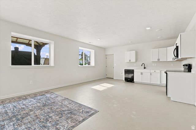 2822 N 3975 W, Plain City, UT 84404