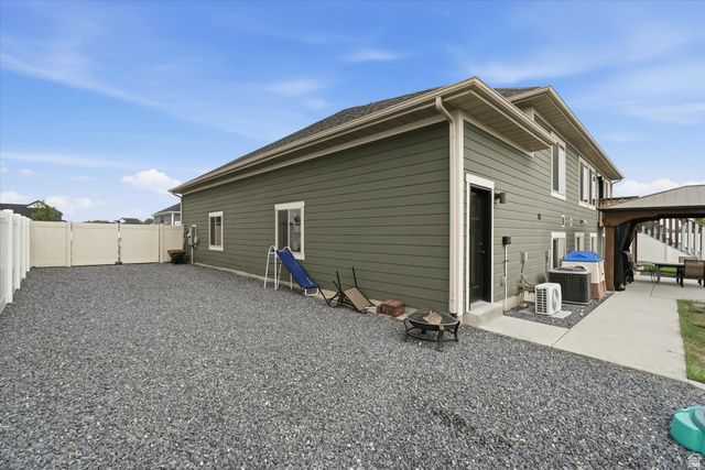 2822 N 3975 W, Plain City, UT 84404