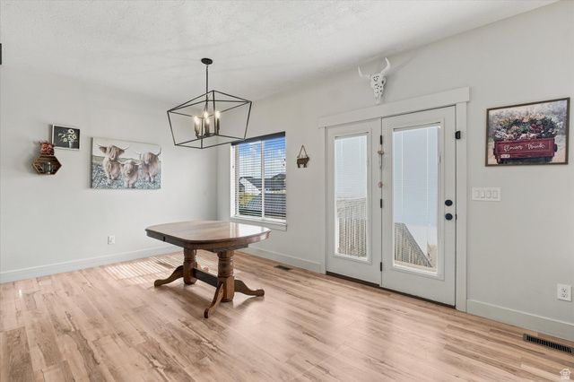 2822 N 3975 W, Plain City, UT 84404