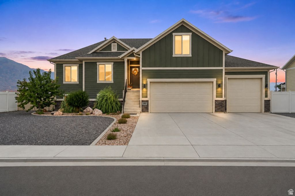 2822 N 3975 W, Plain City, UT 84404