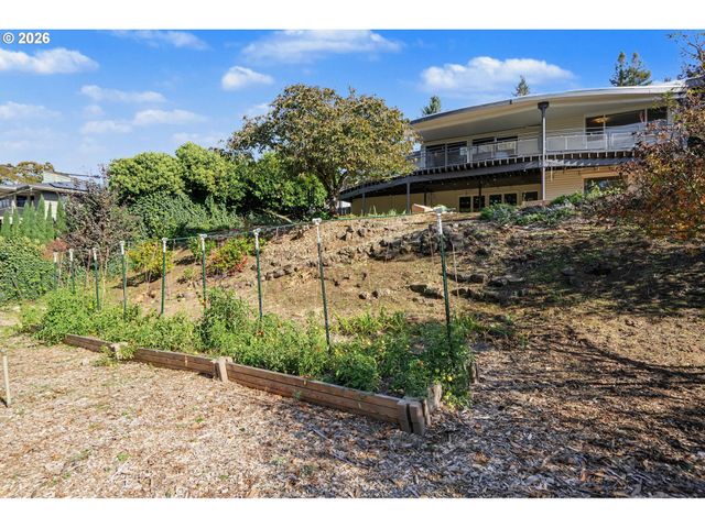 2785 BOLTON Ter S, Salem, OR 97302